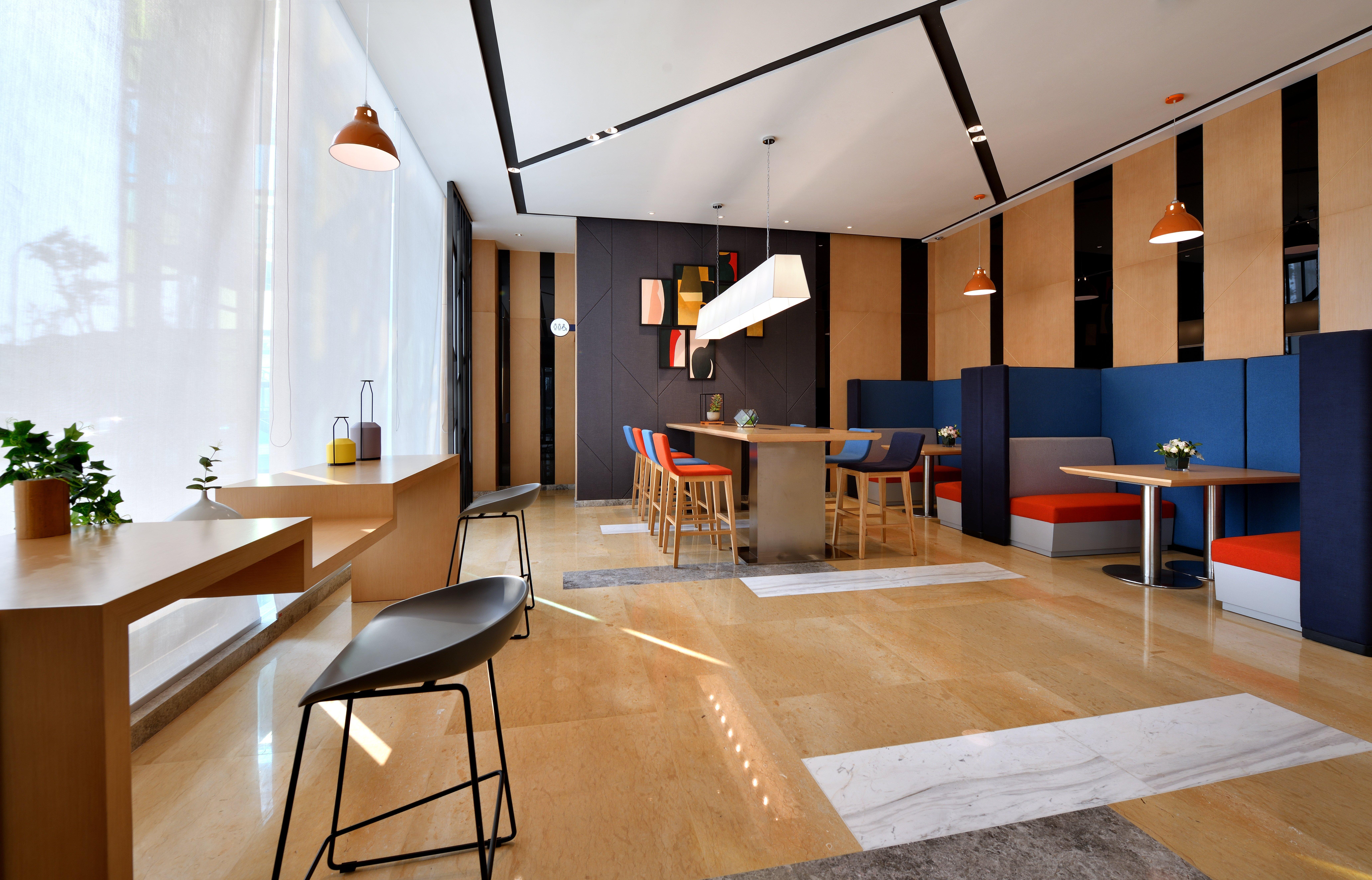 Holiday Inn Express Chengdu Tianhe By Ihg Pixian Exterior photo