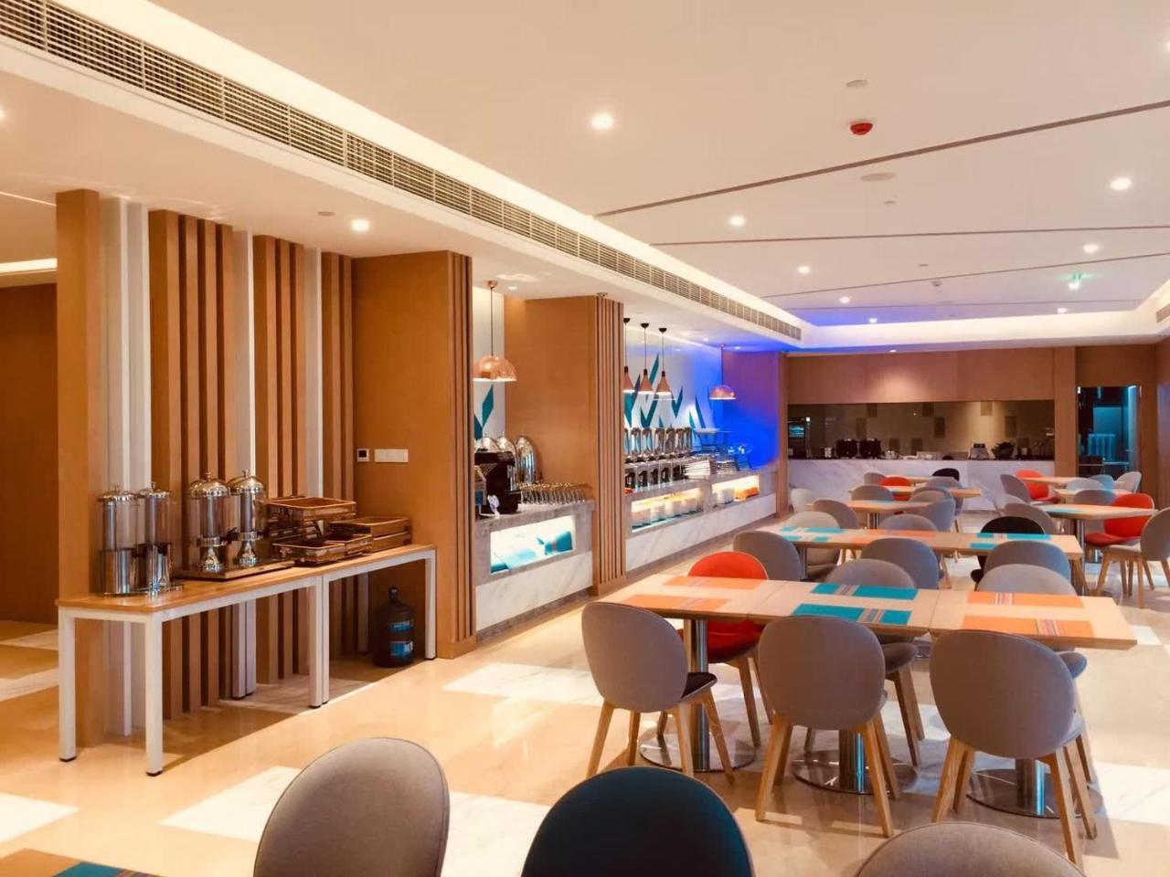 Holiday Inn Express Chengdu Tianhe By Ihg Pixian Exterior photo